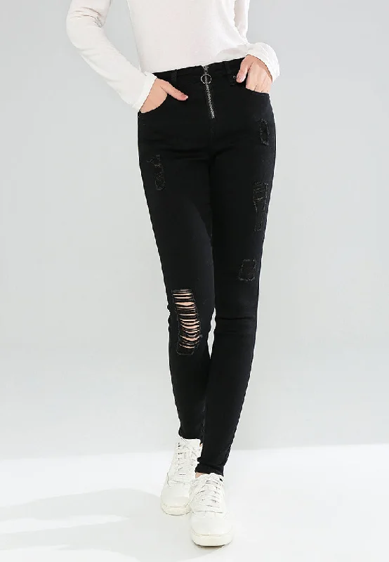 Trendy Traveler distressed denim jeans
