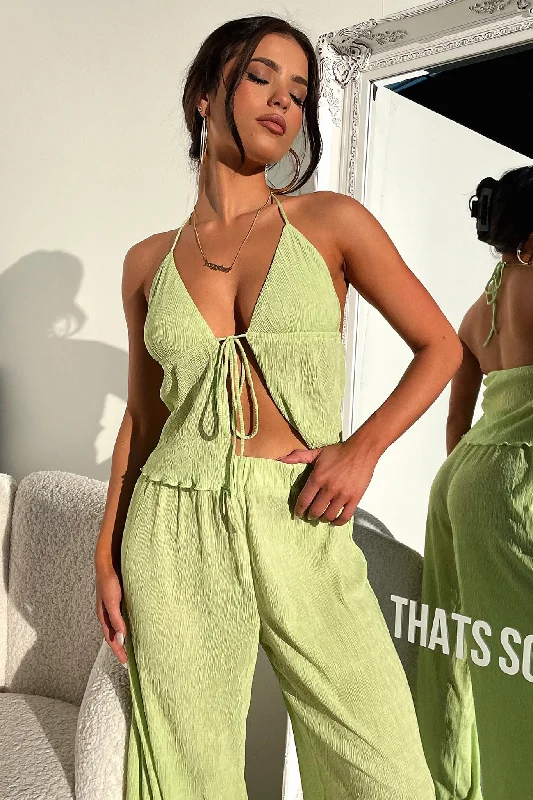 Elegant And Charming Prisha Top - Green