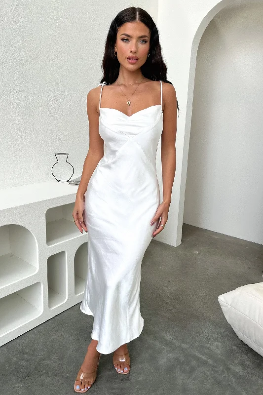Sports Cool Shanae Dress - White