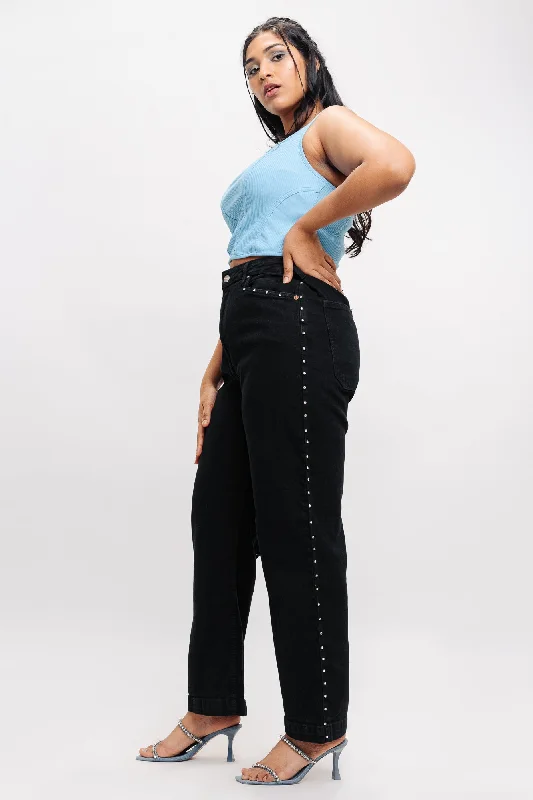 Warm Chic Scatter Around Black Straight Jeans