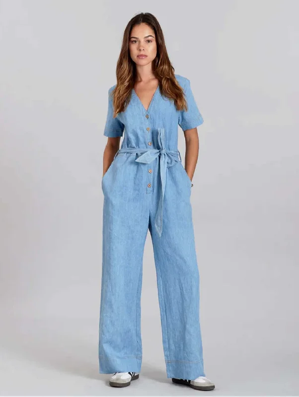 Sports Style Elouise Women's Organic Cotton & Linen Jumpsuit | Light Wash