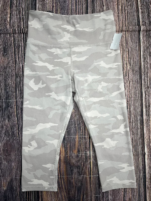 Must-have For Fashion Athletic Leggings By Athleta  Size: S