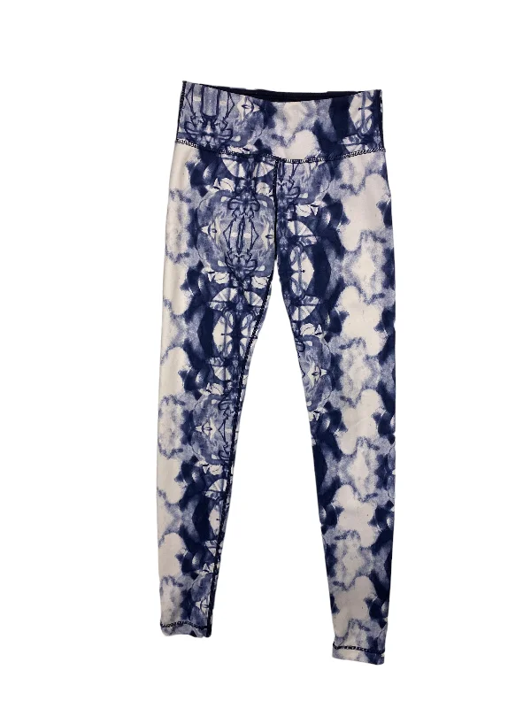 Comfortable down Athletic Leggings By Lululemon  Size: 4