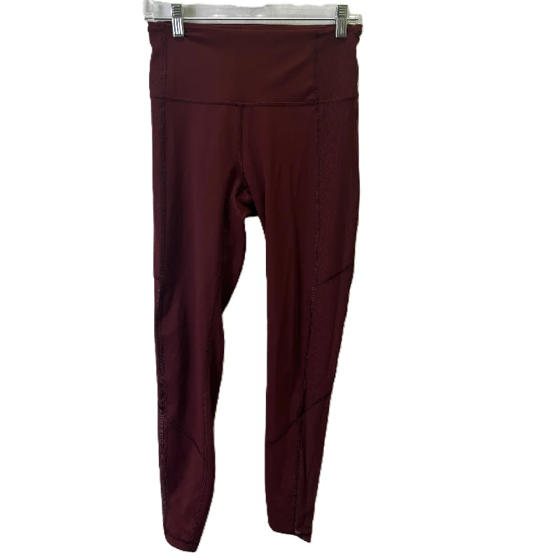 Leisure Travel Athletic Leggings By Lululemon  Size: M