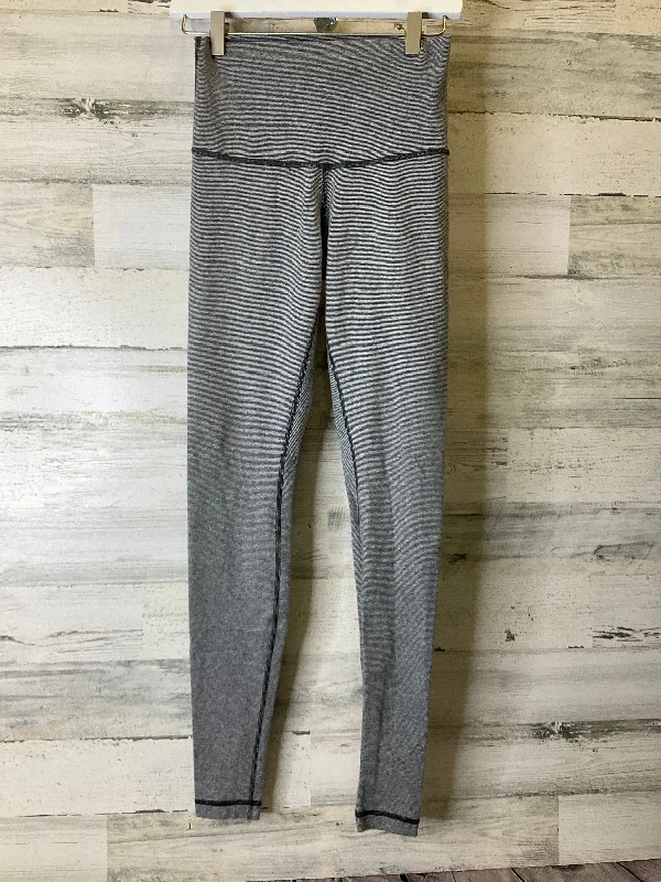 Fresh Comfort Athletic Leggings By Lululemon  Size: S