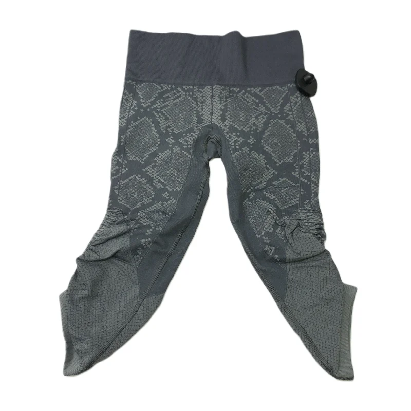 Windbreaker fashion Athletic Leggings Capris By Lululemon  Size: S