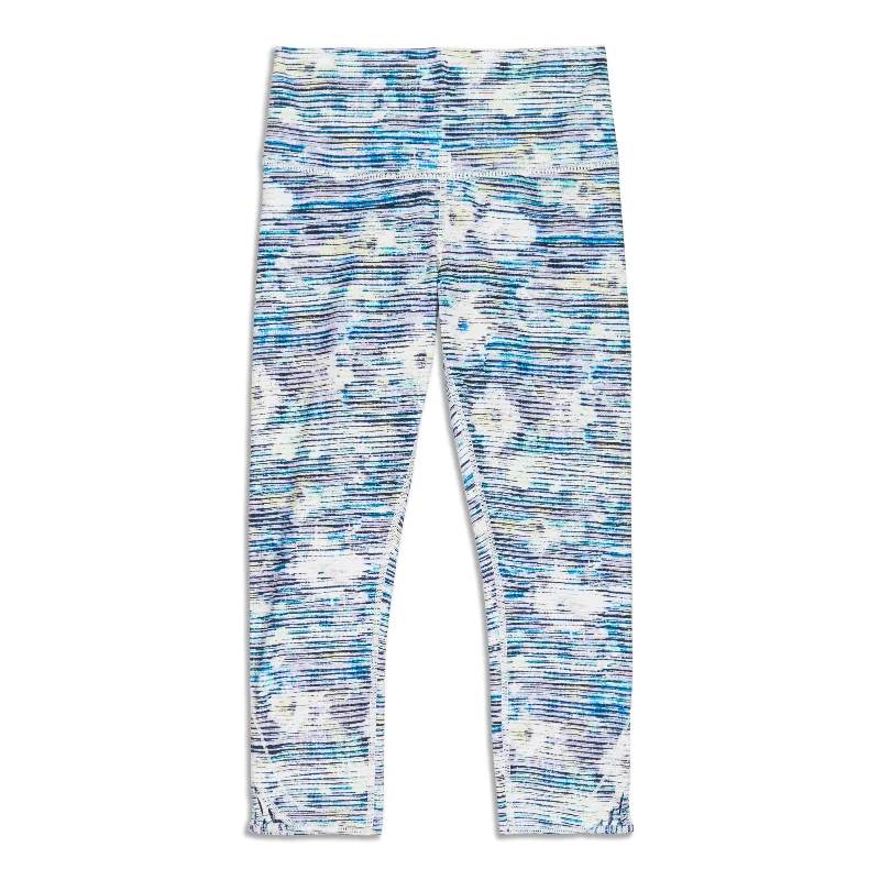 Trendy And Casual True Self Crop - Resale