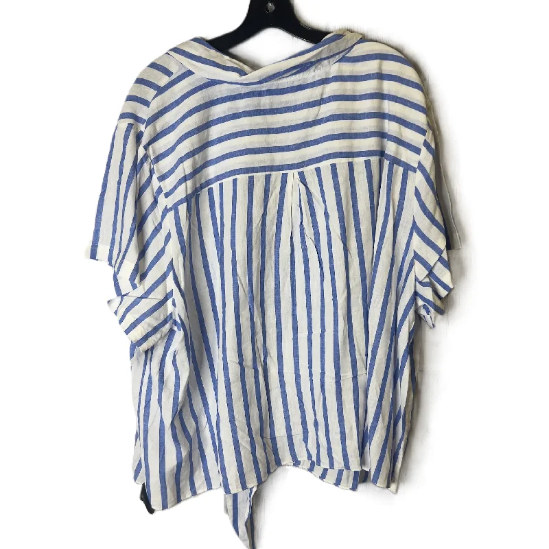 Casual Chic Wear Blue & White Top Short Sleeve By Ava & Viv, Size: 4x