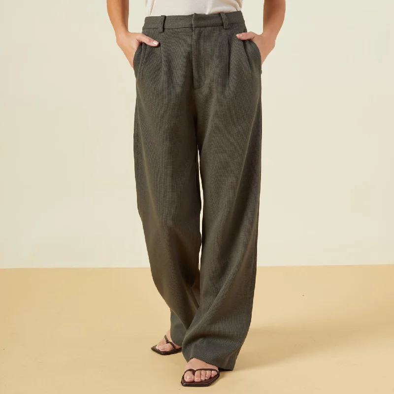 Urban Style Bonded Thermal Pleated Pants