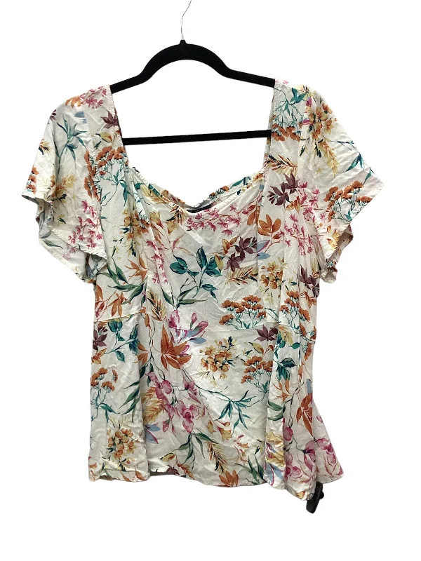 Romantic And Fresh Floral Print Top Short Sleeve Torrid, Size 1x