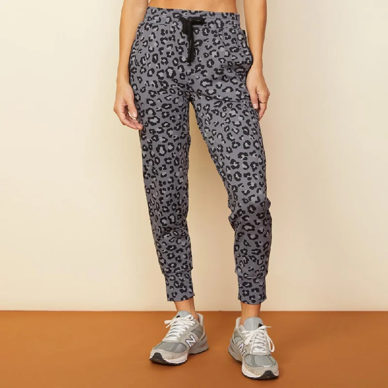 Double-sided Wear Leopard Movement Jogger