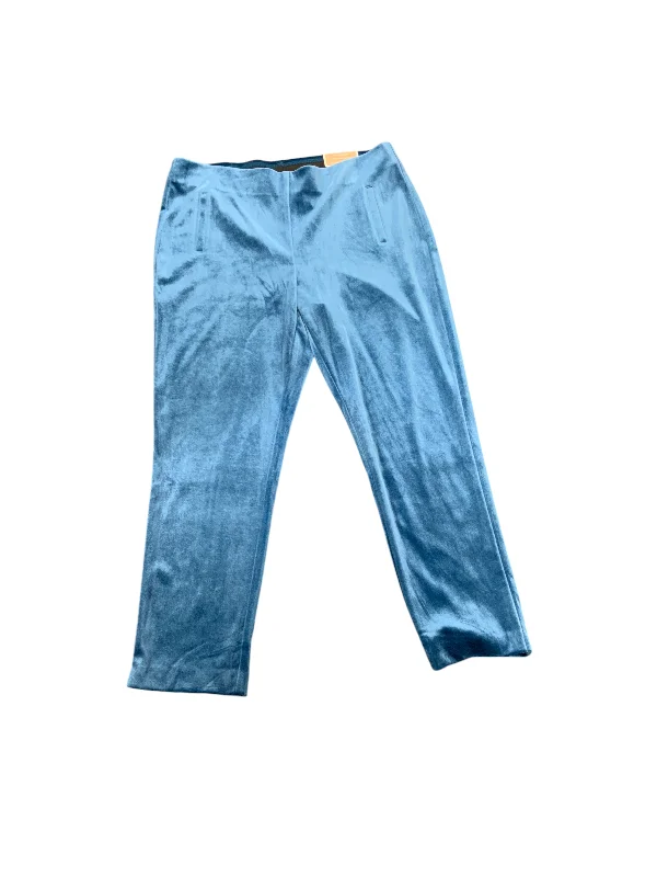 Classic Style NWT Chicos Women's Pant Blue 2.5