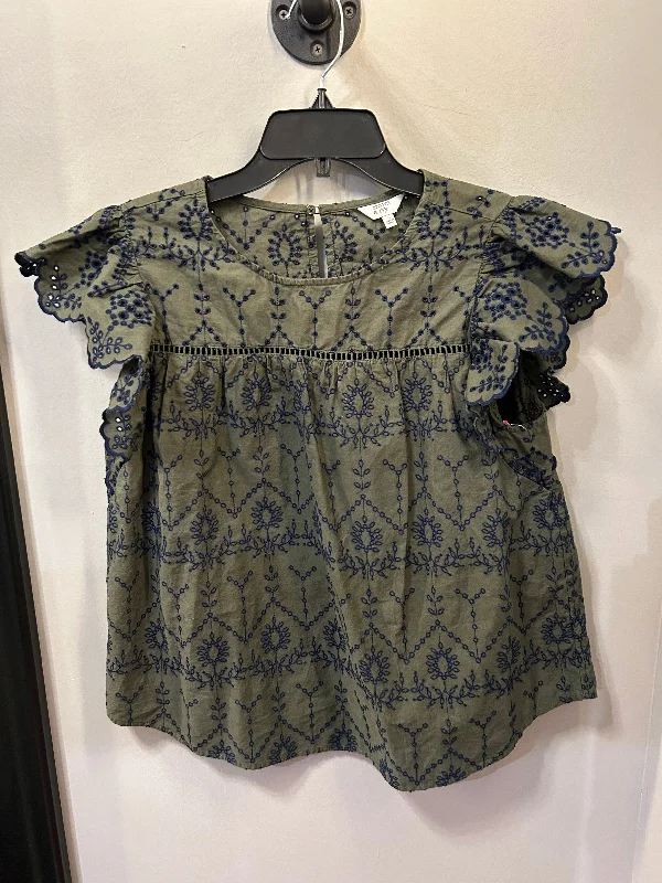 Luxury And Elegant Top Short Sleeve By Crown And Ivy In Blue & Green, Size: L