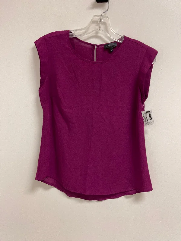 Classic Comfort Top Short Sleeve By Limited In Purple, Size: Xs