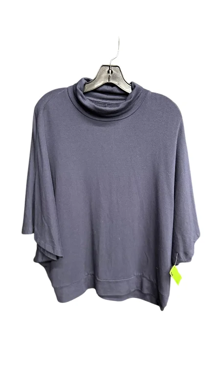 Cozy Outerwear Top Short Sleeve By Lou And Grey In Navy, Size: S