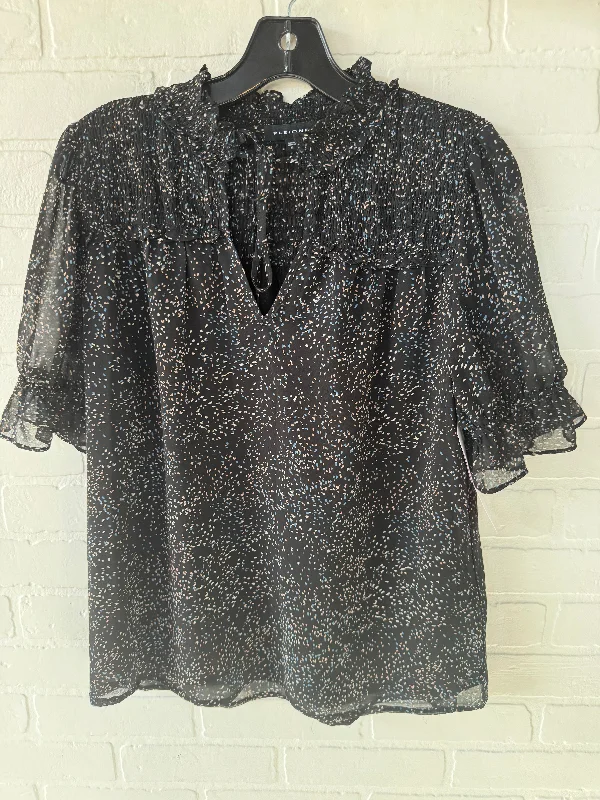 New Design Top Short Sleeve By Pleione In Black, Size: S