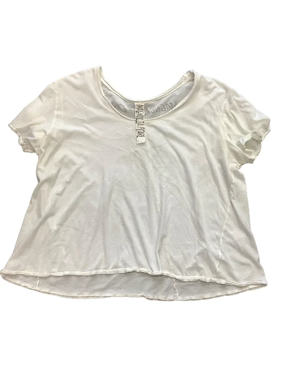 Luxury And Elegant Top Short Sleeve Designer By Cma, Size: Onesize