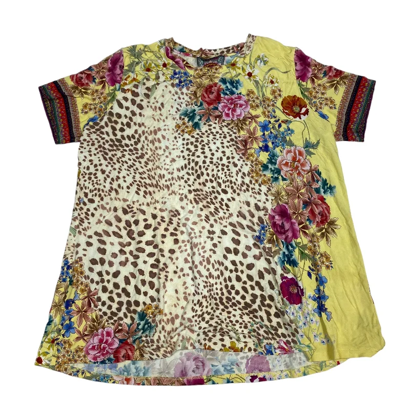 Eye-catching Personality Top Short Sleeve Designer By Johnny Was In Yellow, Size: M