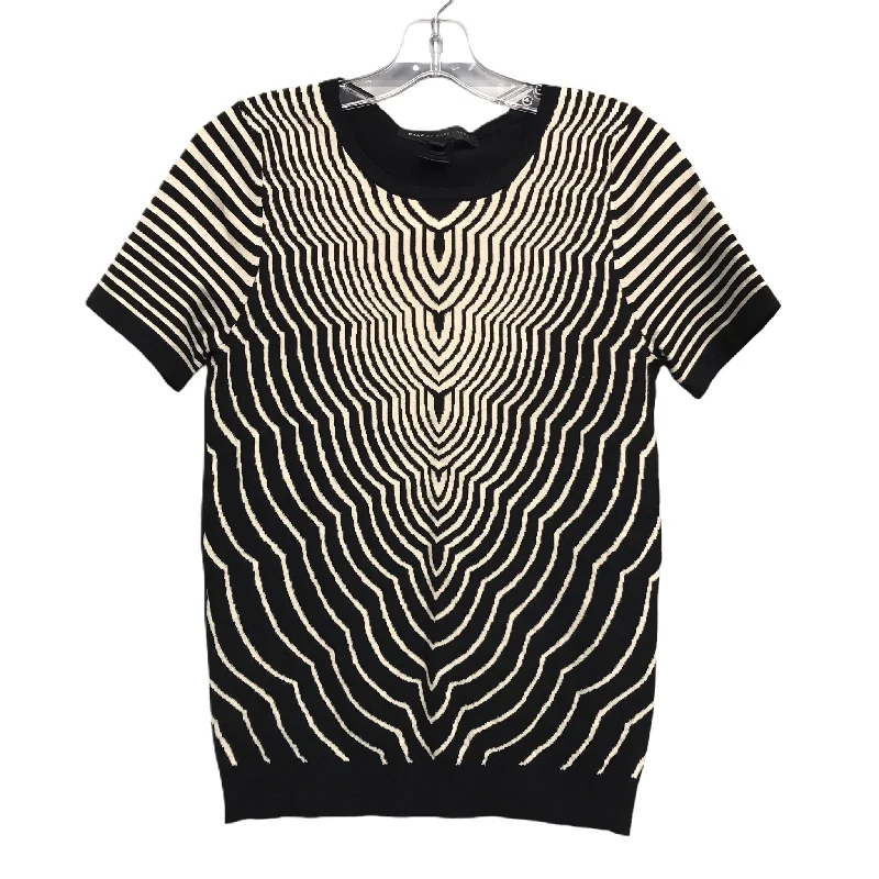 Simple Comfort Top Short Sleeve Designer By Marc By Marc Jacobs In Black & Cream, Size: M