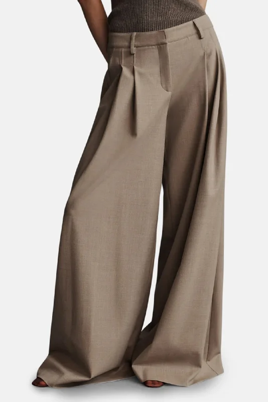 Trendy Items Didi Pant in Light Wool Suiting Sandstone