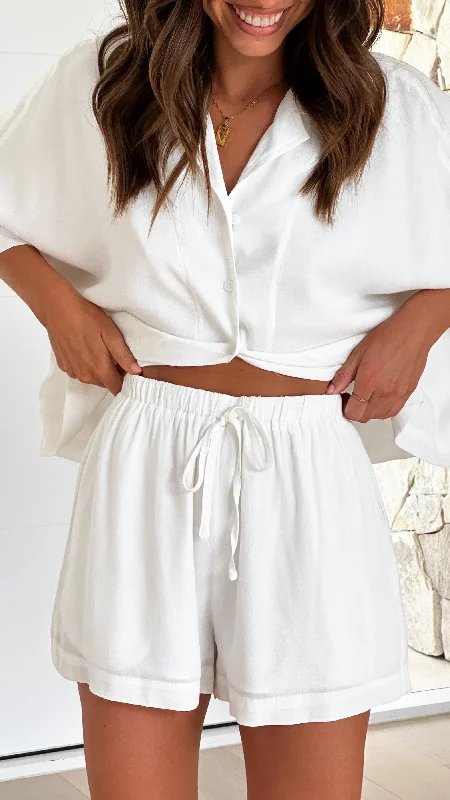 Casual And Casual Edita Shorts - White