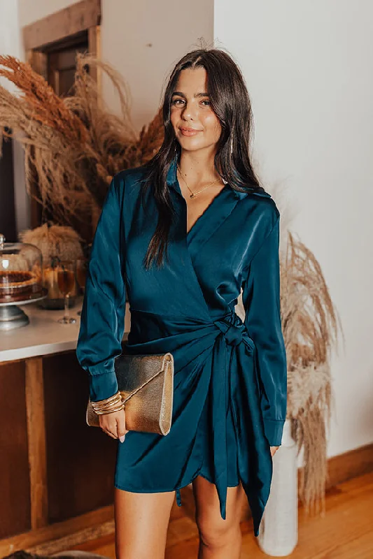 Classic Style Hampton Wrap Satin Dress In Teal