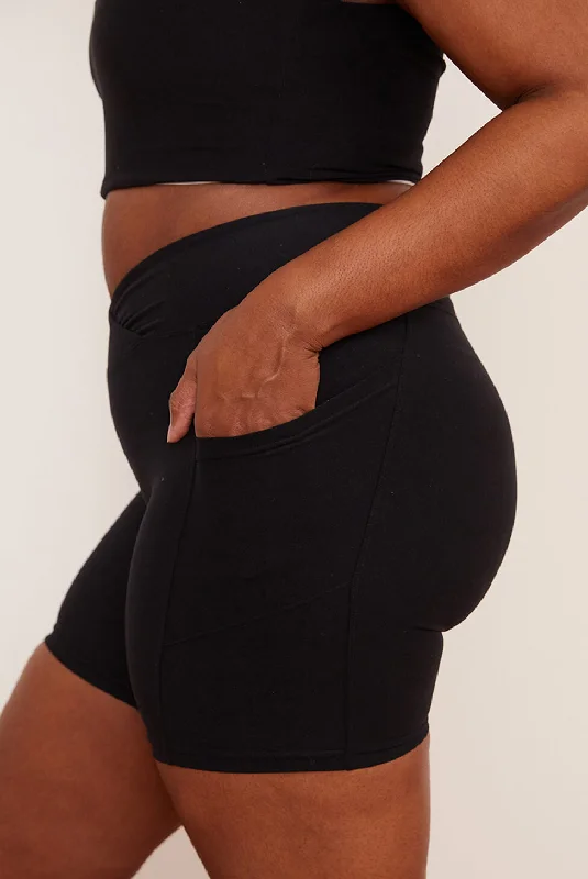 Timeless Outfits Onyx Midi Bike Short
